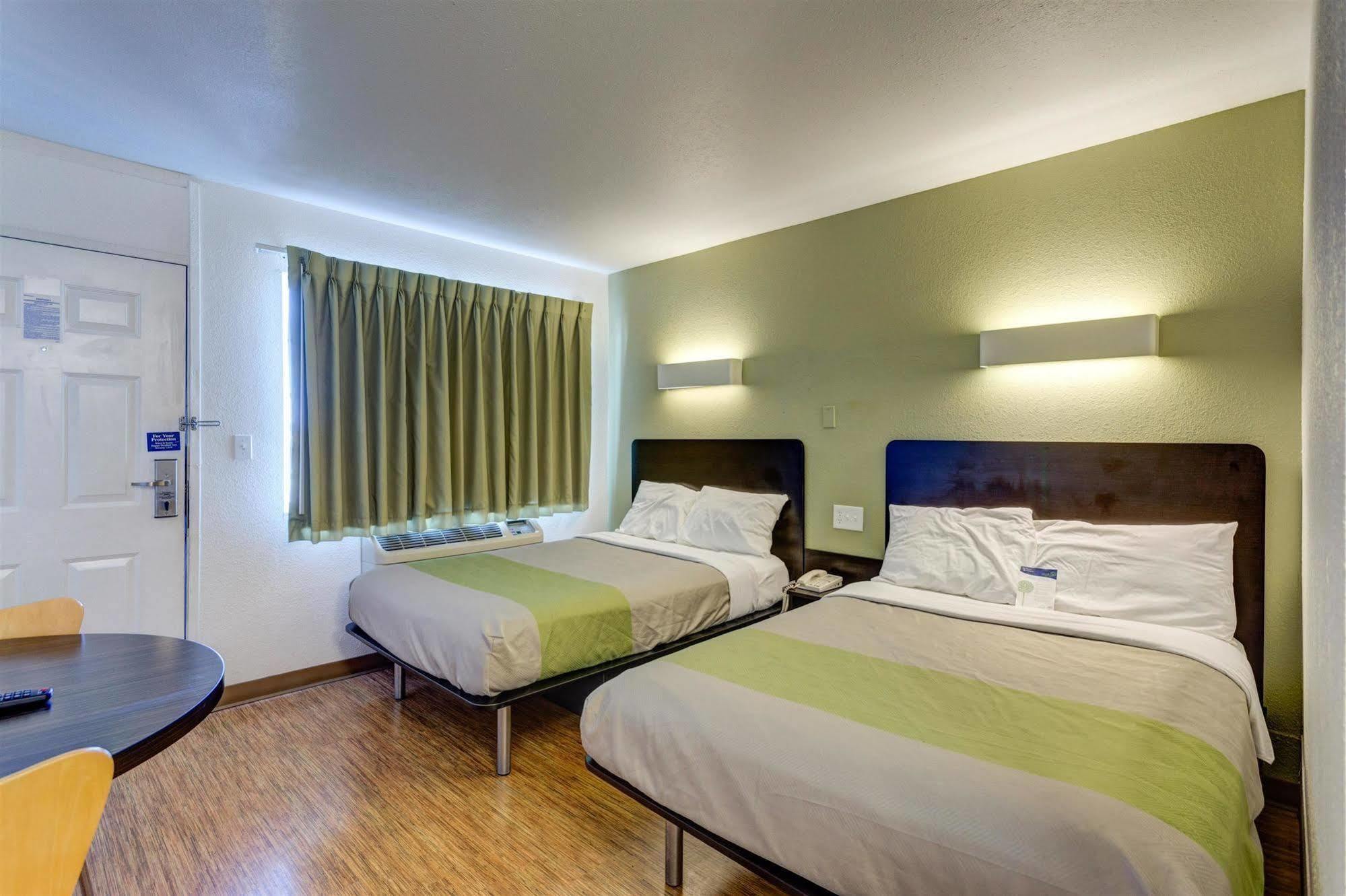 Americas Best Value Inn ボーリンググリーン エクステリア 写真